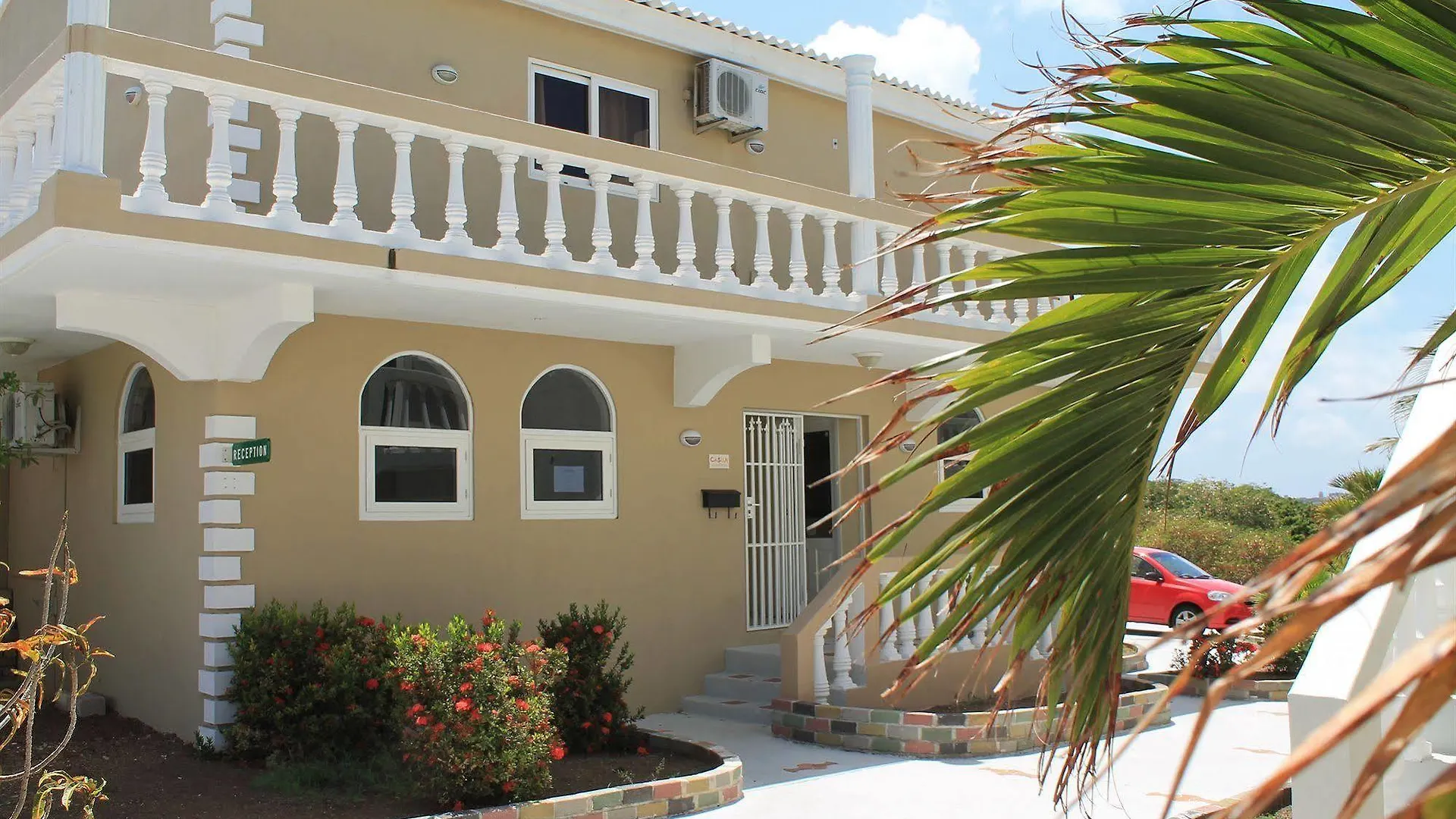 Piscadera Seaview Apartments ウィレムスタッド アパートホテル