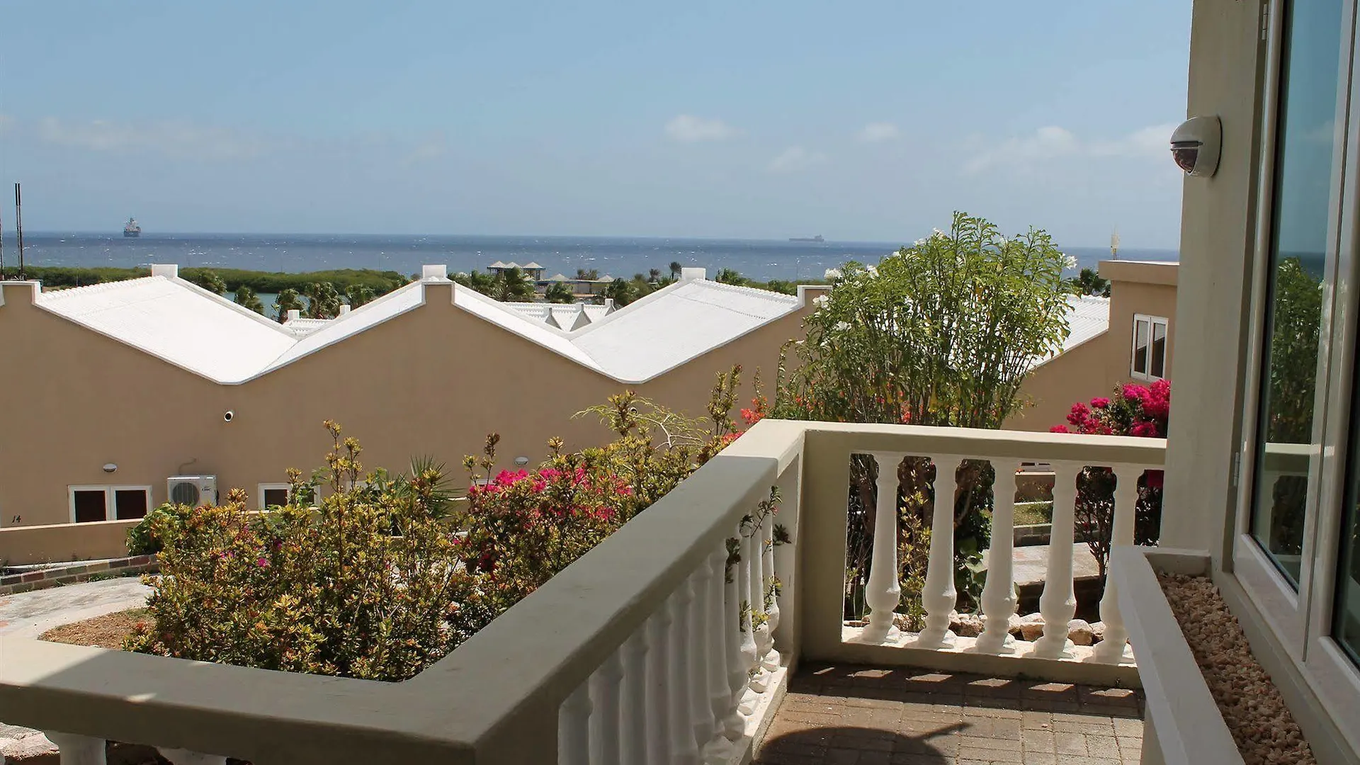 アパートホテル Piscadera Seaview Apartments ウィレムスタッド
